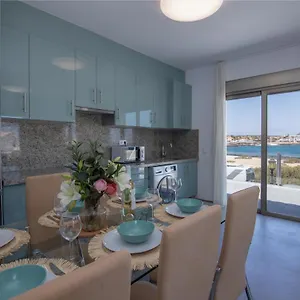 Poris 5 Beachfront Corralejo By Holidays Home Apartment